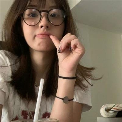 救命！我和前女友们做同事